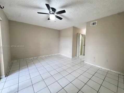 10893 NW 7th Street Miami FL 33172