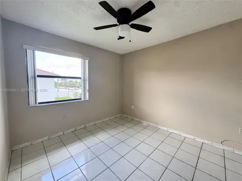 10893 NW 7th Street Miami FL 33172