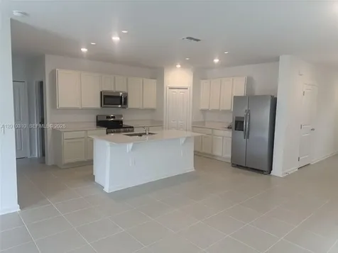 5423 Meadow Walk Davenport FL 33837