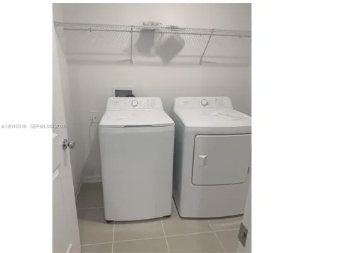 5423 Meadow Walk Davenport FL 33837