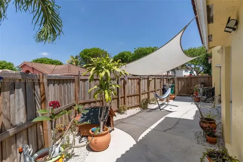 12304 NW 8th Terrace Miami FL 33182