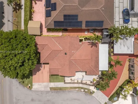 12304 NW 8th Terrace Miami FL 33182