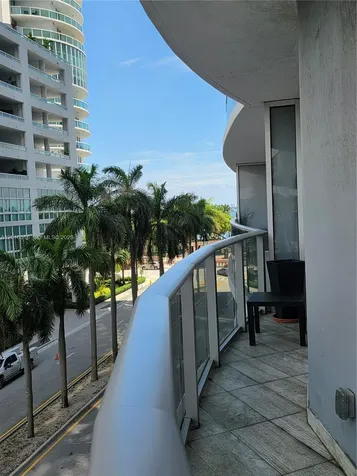 488 NE 18th Street Miami FL 33132