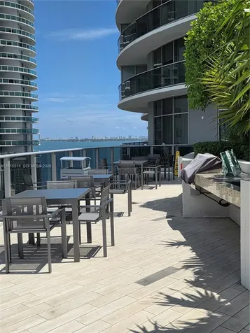 488 NE 18th Street Miami FL 33132