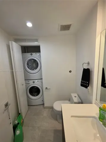 488 NE 18th Street Miami FL 33132