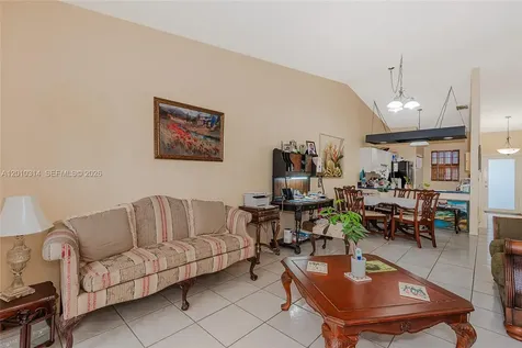 6745 NW 192nd Lane Hialeah FL 33015