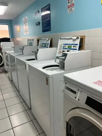 2735 W 52nd Street Hialeah FL 33016