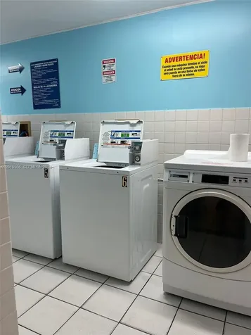 2735 W 52nd Street Hialeah FL 33016