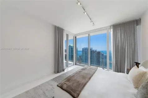 300 Biscayne Boulevard Way Miami FL 33131