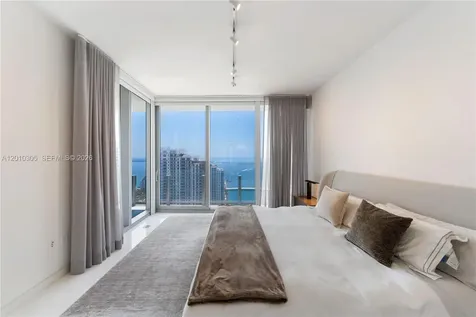 300 Biscayne Boulevard Way Miami FL 33131