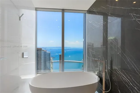 300 Biscayne Boulevard Way Miami FL 33131