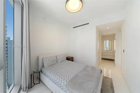 300 Biscayne Boulevard Way Miami FL 33131
