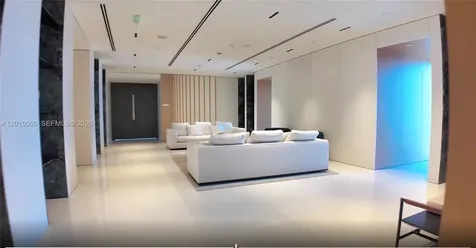 300 Biscayne Boulevard Way Miami FL 33131