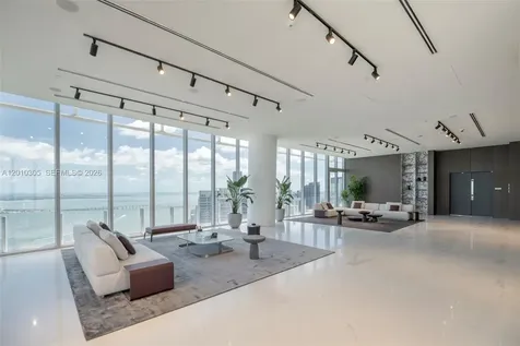 300 Biscayne Boulevard Way Miami FL 33131