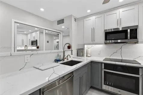 1985 S Ocean Drive Hallandale Beach FL 33009