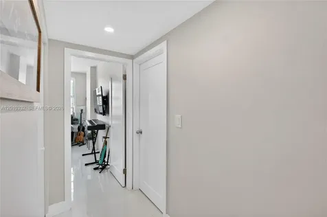 1985 S Ocean Drive Hallandale Beach FL 33009