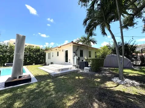 11 Veragua Avenue Coral Gables FL 33134