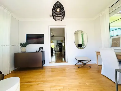 11 Veragua Avenue Coral Gables FL 33134