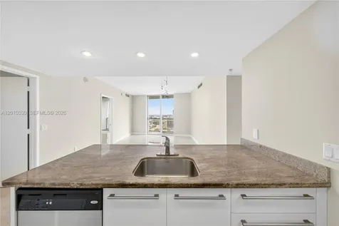 185 SW 7th Street Miami FL 33130
