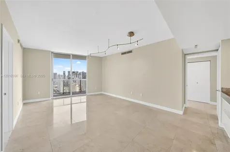 185 SW 7th Street Miami FL 33130