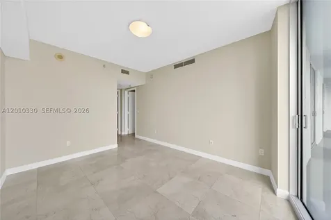 185 SW 7th Street Miami FL 33130