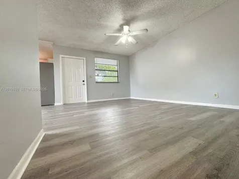 10947 NW 45th Street Coral Springs FL 33065