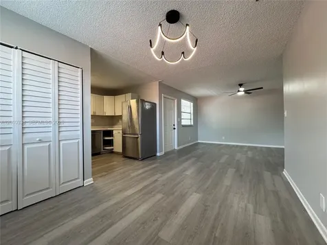 10947 NW 45th Street Coral Springs FL 33065