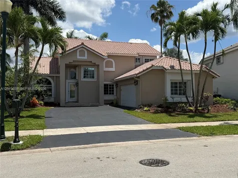 1070 Capistrano Weston FL 33326