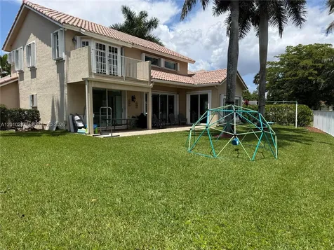 1070 Capistrano Weston FL 33326