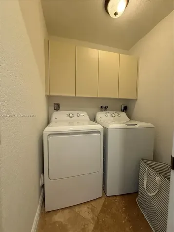 1070 Capistrano Weston FL 33326