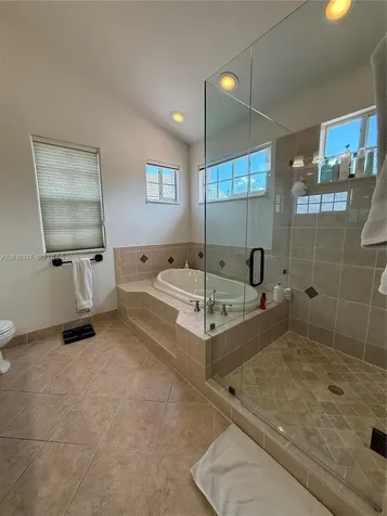 1070 Capistrano Weston FL 33326