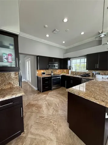 1070 Capistrano Weston FL 33326