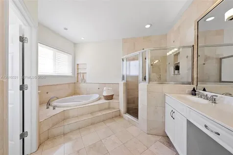 3200 Percival Avenue Miami FL 33133