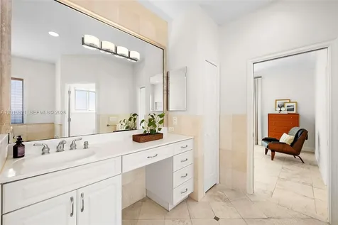 3200 Percival Avenue Miami FL 33133