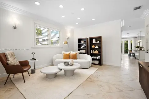 3200 Percival Avenue Miami FL 33133