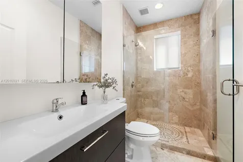 3200 Percival Avenue Miami FL 33133