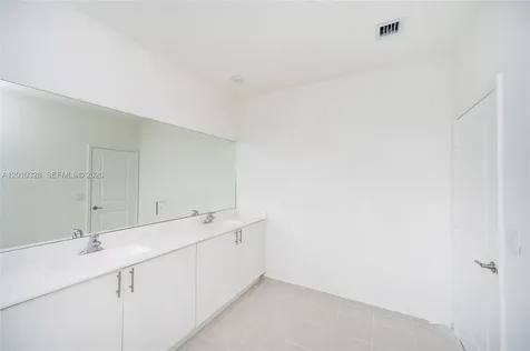 2642 SE 10 Street Homestead FL 33035