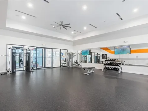 20572 NE 5th Place Miami FL 33179