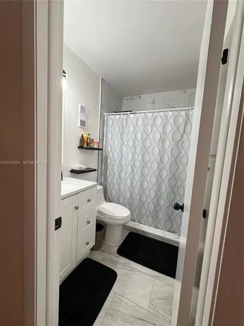 5424 Gate Lake Road Tamarac FL 33319