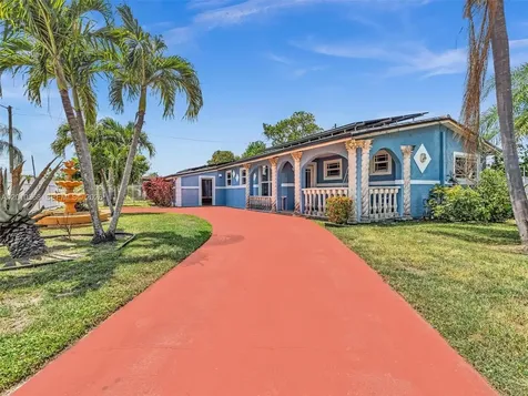 4301 NW 185th Street Miami Gardens FL 33055