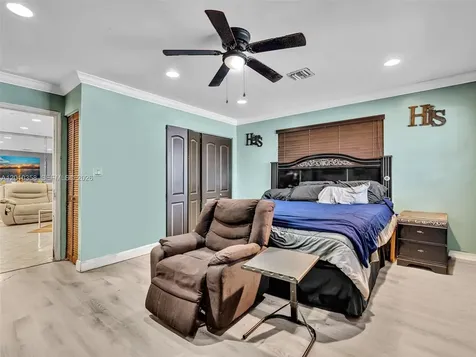 4301 NW 185th Street Miami Gardens FL 33055