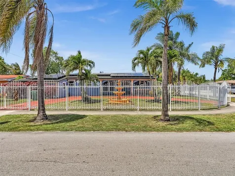 4301 NW 185th Street Miami Gardens FL 33055