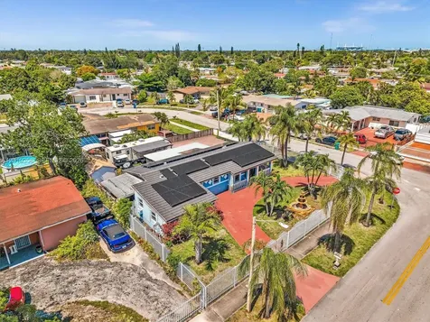 4301 NW 185th Street Miami Gardens FL 33055