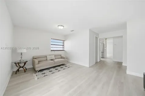 1615 SW 137th Place Miami FL 33175