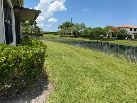9751 Lakeview Lane Parkland FL 33076