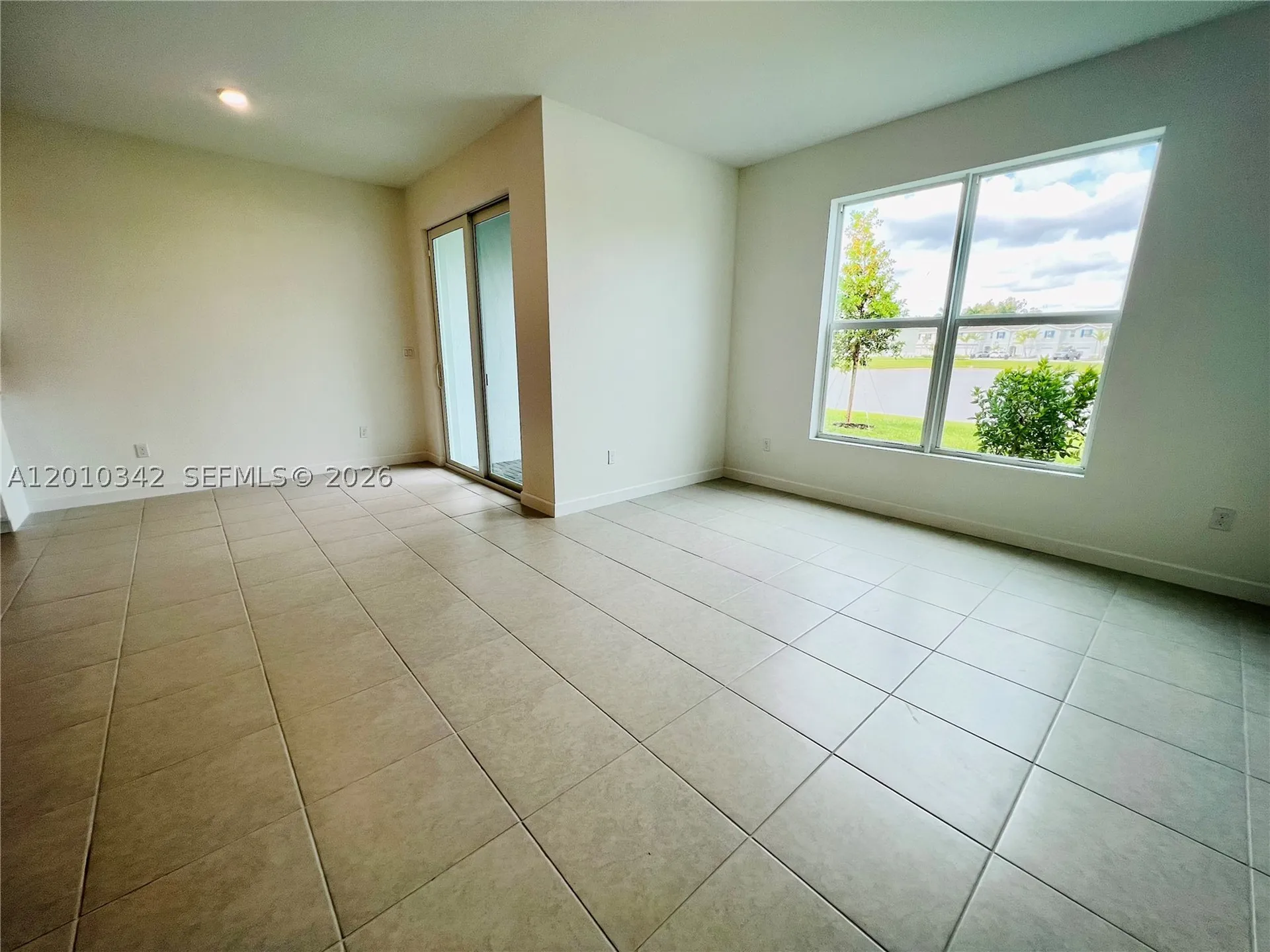 6909 Harbours Edge Avenue Lake Worth FL 33467