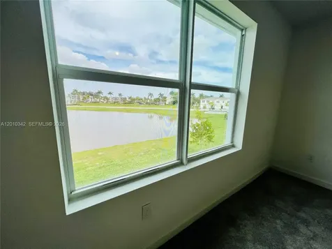 6909 Harbours Edge Avenue Lake Worth FL 33467
