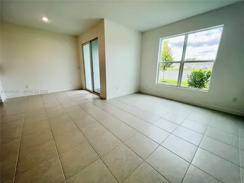 6909 Harbours Edge Avenue Lake Worth FL 33467