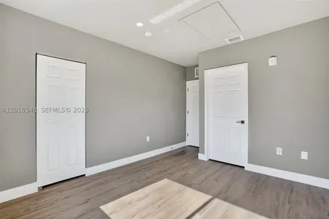 7995 NW 8th Street Miami FL 33126