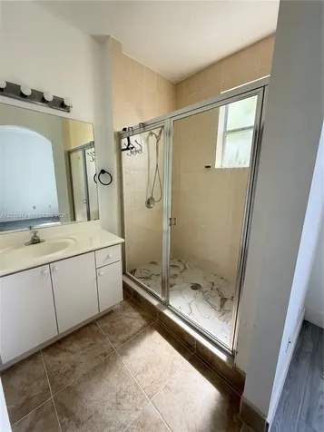 4939 N Harbor Isles Drive Dania Beach FL 33312